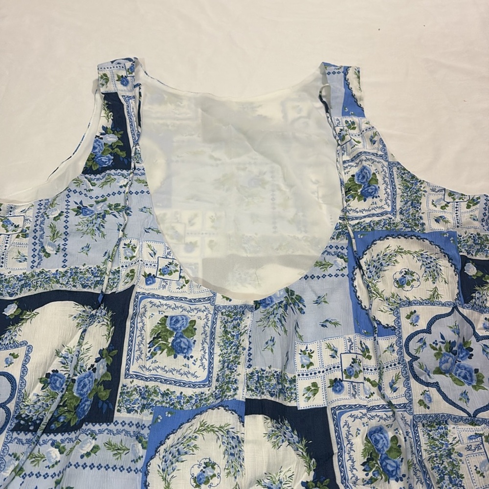 Abercrombie & Fitch Blue and White Floral Patchwork Mini Dress - Picture 5 of 9